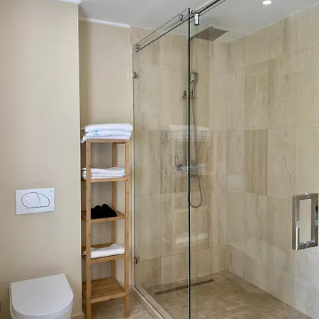 The One Apartman (adults Only) 아파트호텔 *